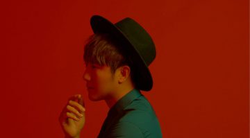 「炙热人声」Grady关喆联合金曲奖获奖制作人秦四风热力呈现「奇怪的帽子」